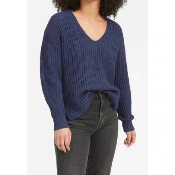 Everlane Sweaters - Everlane The Texture Cotton V Neck Sweater Blue